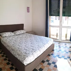 Bed and breakfast New Life